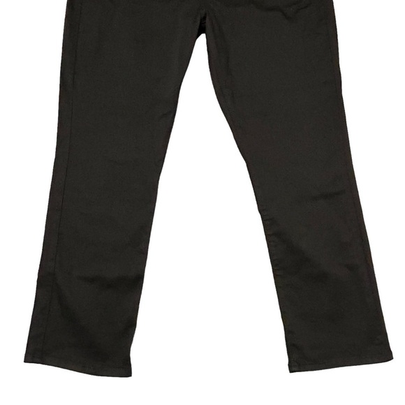 Levi Classic Straight Mid Rise Jeans. Black. Plus Size 18M #784 NWT - Picture 8 of 12